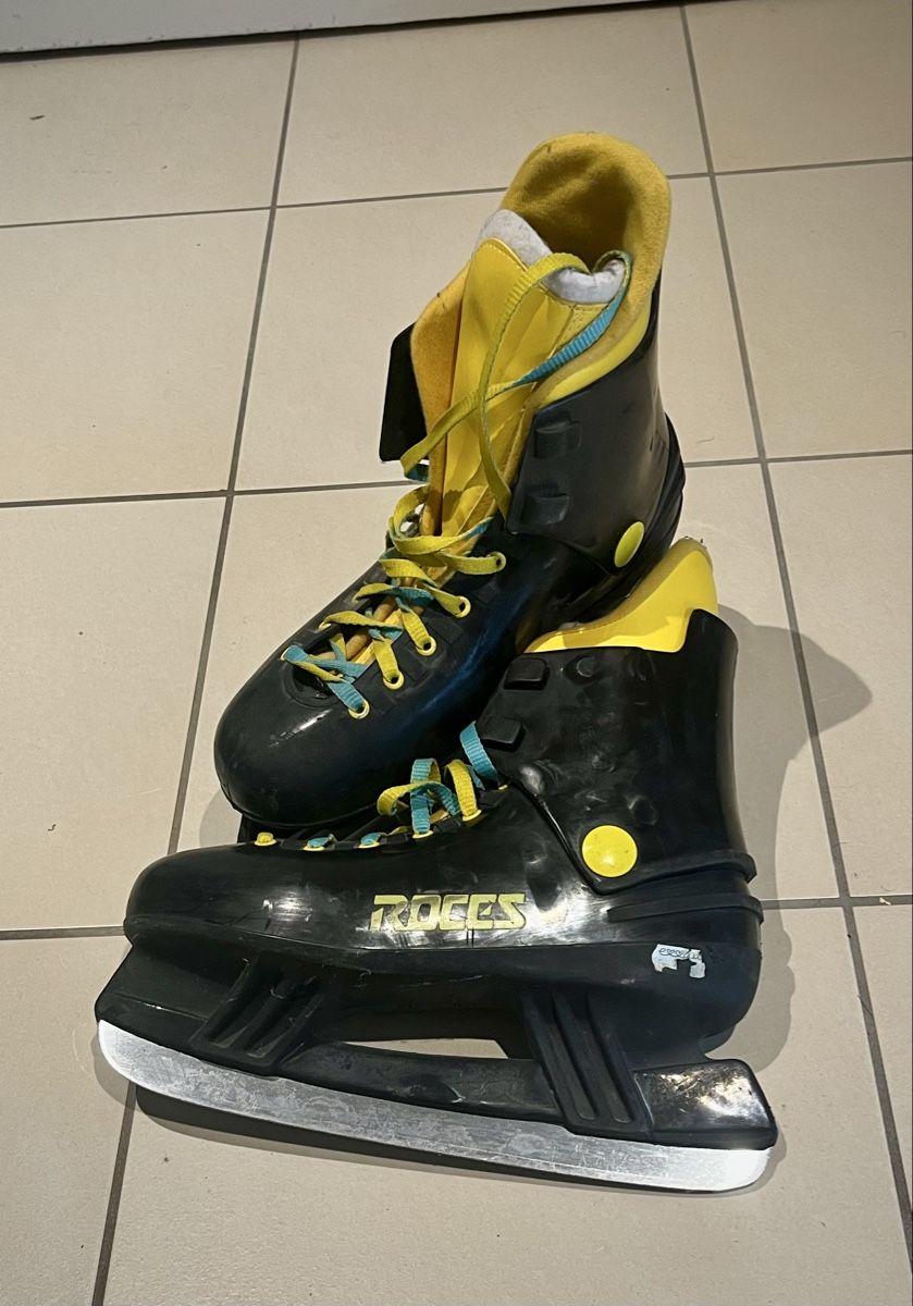 Pattini da ghiaccio: Patins à glace 41 top – Usato da La Neuveville venduto da Oxalis-Studios 1