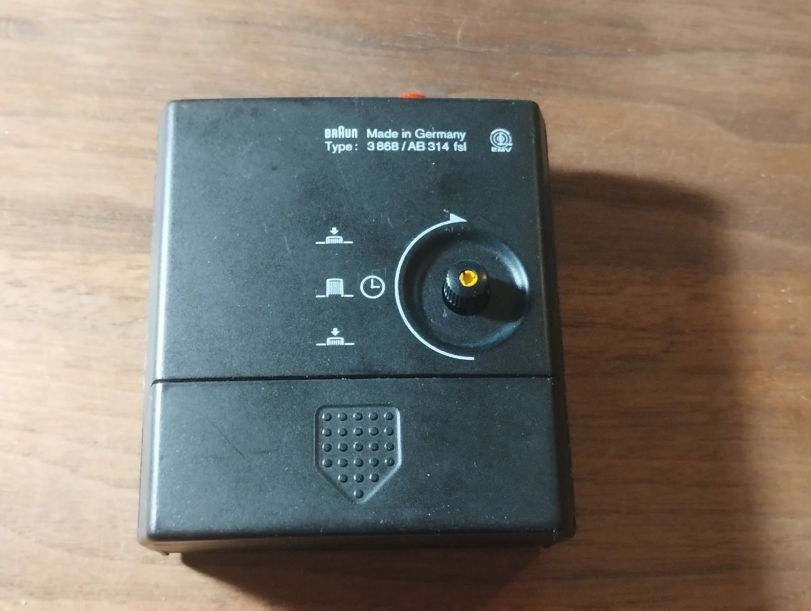 Braun Sveglie: Braun Reisewecker 3868 / AB 314 fsl  – Usato da Zürich venduto da danihell 4