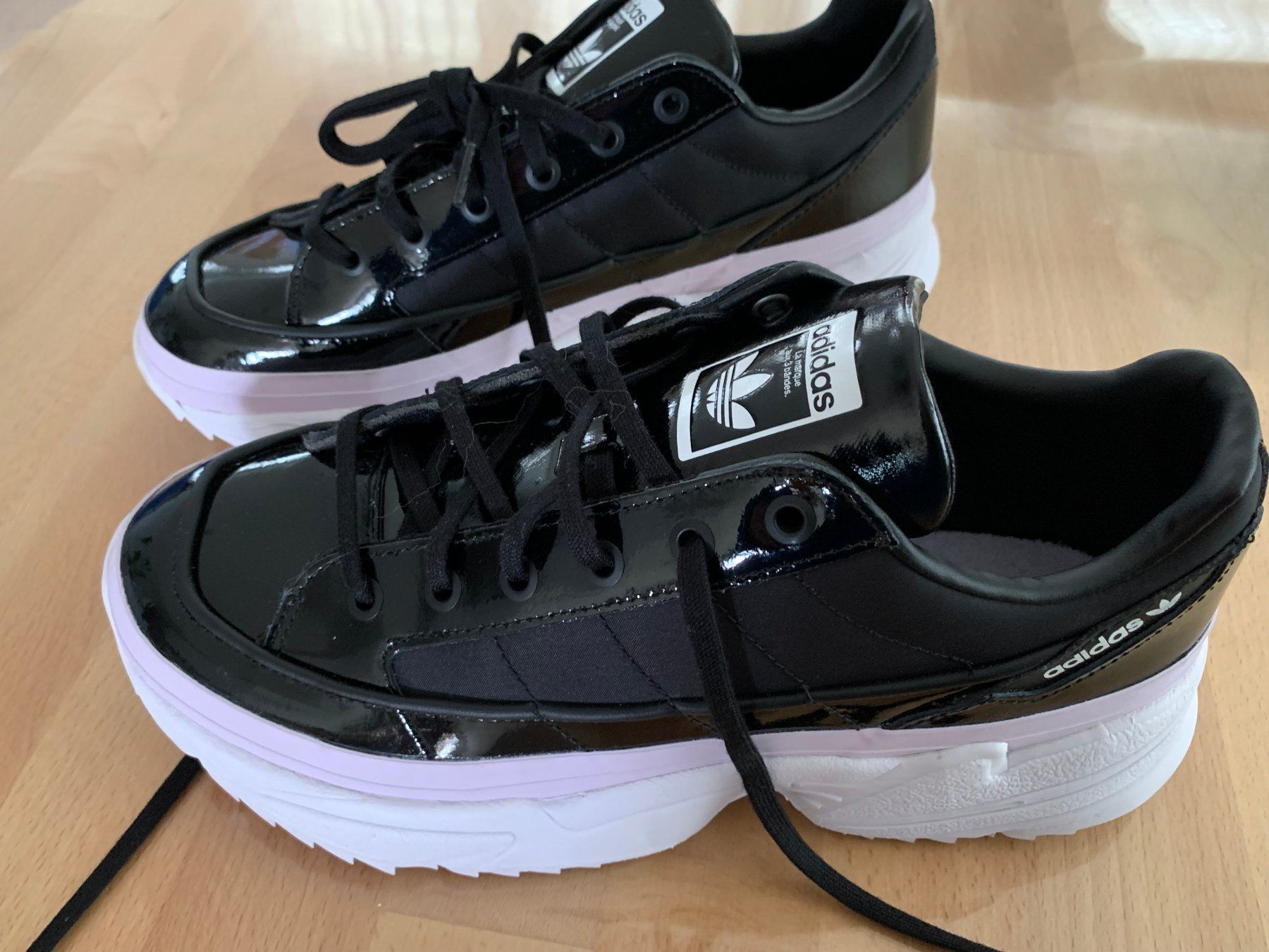 Adidas Scarpe da donna: ADIDAS Turnschuhe Gr. 41 – Nuovo (secondo la descrizione) da Wetzikon ZH venduto da EvisStore 2