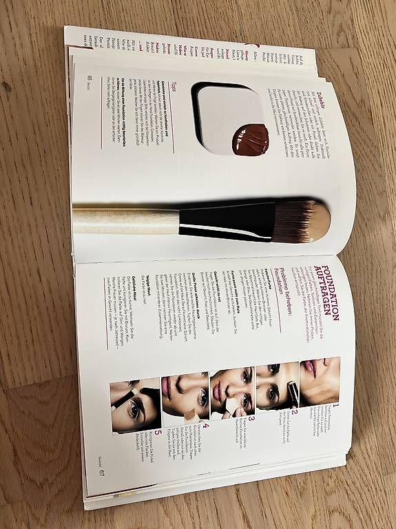 Libri: Bobbi Brown Makeup Manual – Usato da Bülach venduto da nick046 1