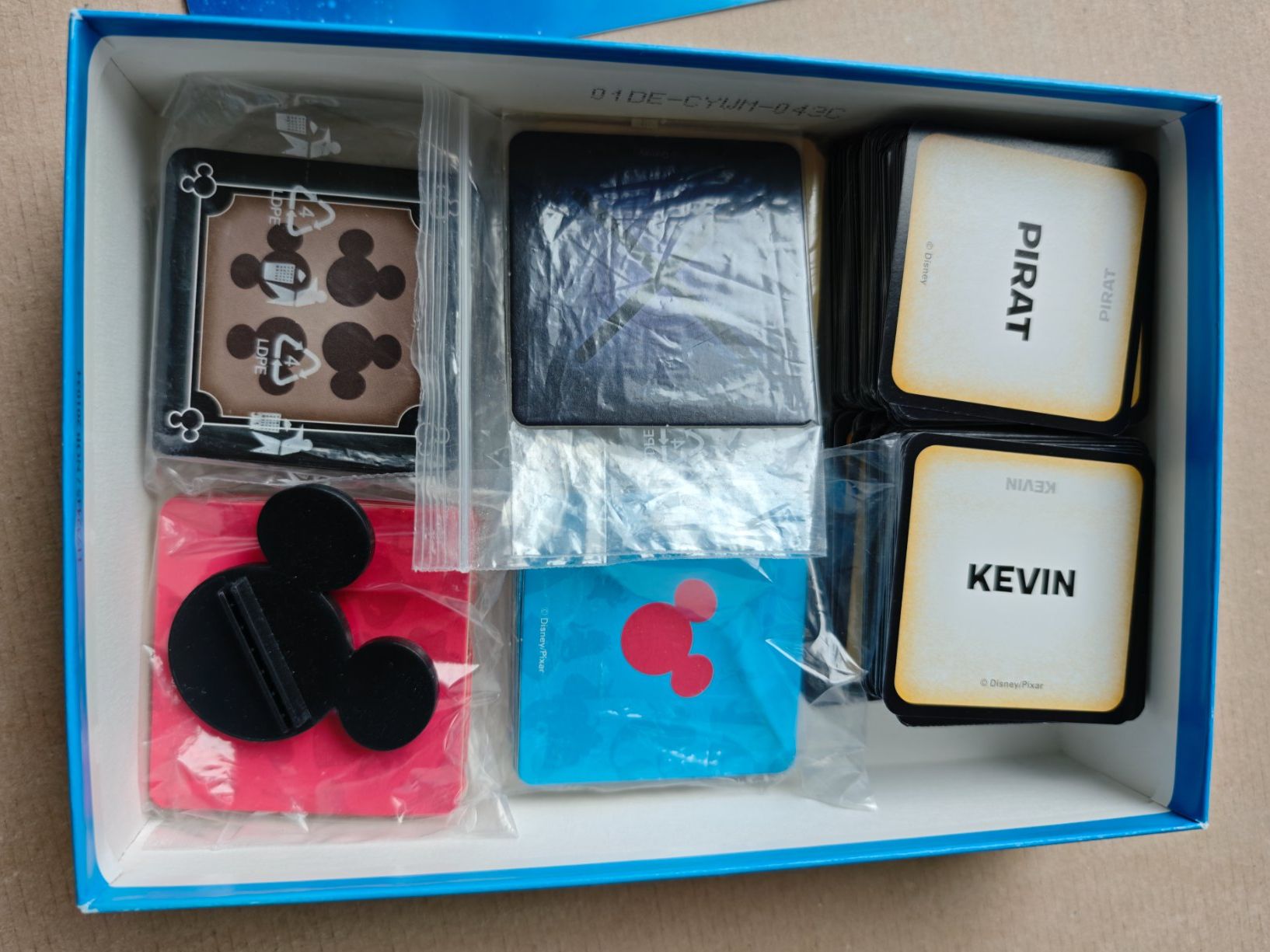 Disney Giochi: Disney Codenames Kartenspiel Familienedition – Usato da Neuhausen am Rheinfall venduto da geekgadget 3