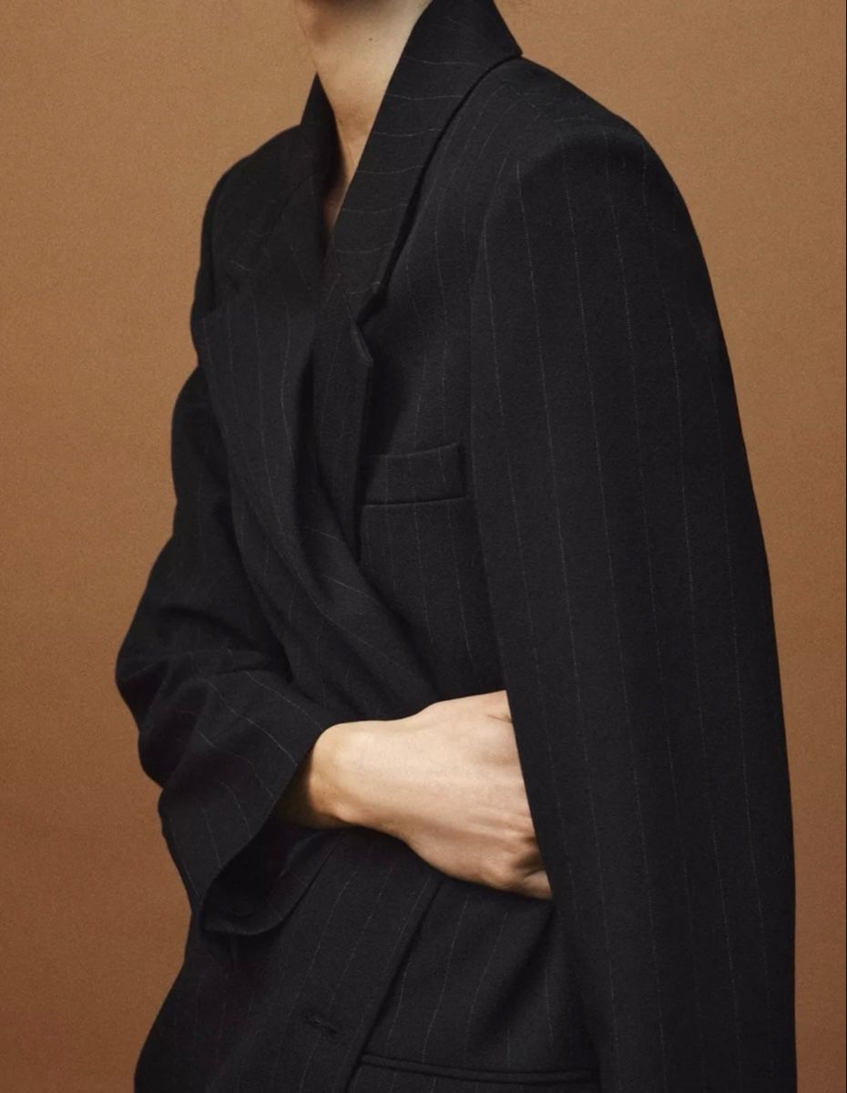 Giacche: Langer gestreifter Blazer S/ Blazer long à rayures S – Nuovo e nell'imballaggio originale da Veyras venduto da ValClasse 3