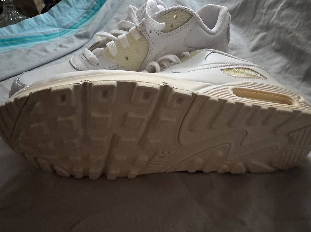 Chaussures hommes: Nike Air Max.  Grösse 44 – D'occasion à Zürich par and_6q5s 1