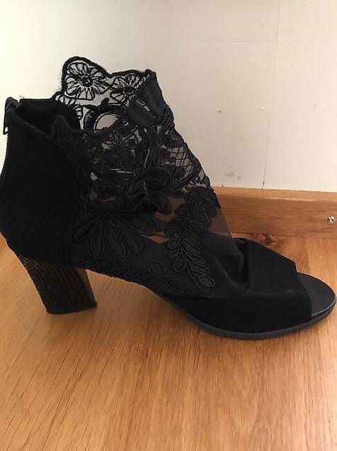 Damenschuhe: Superschöne Sandalette NEU – Gebraucht aus Luzern von Lu66 1