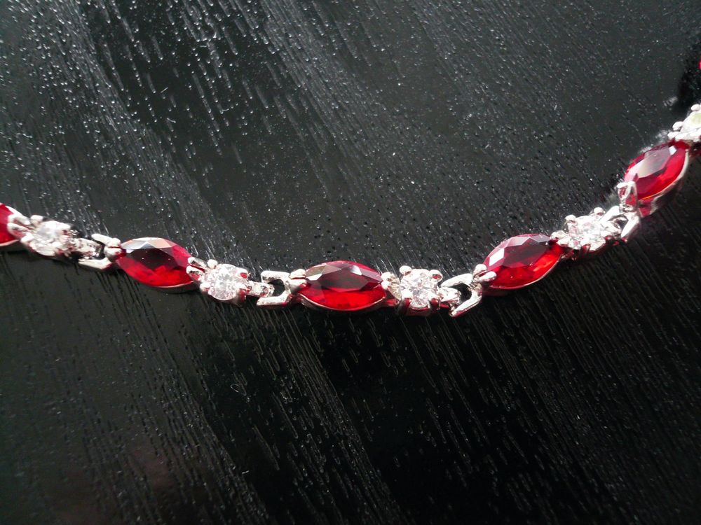 Autres bijoux: Schmuckset in rot, Halskette, Anhänger, Armband, Ohrringe, – D'occasion à Sirnach par primo.si 5