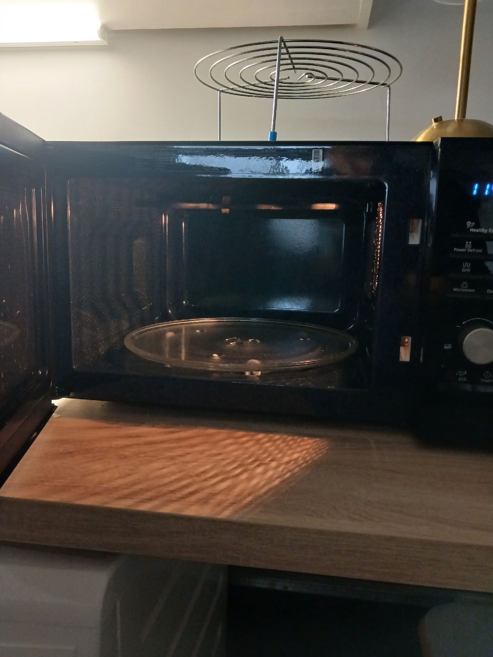 Samsung Backöfen: Micro-ondes Samsung  – Gebraucht aus Genève von lor_6bc9 2