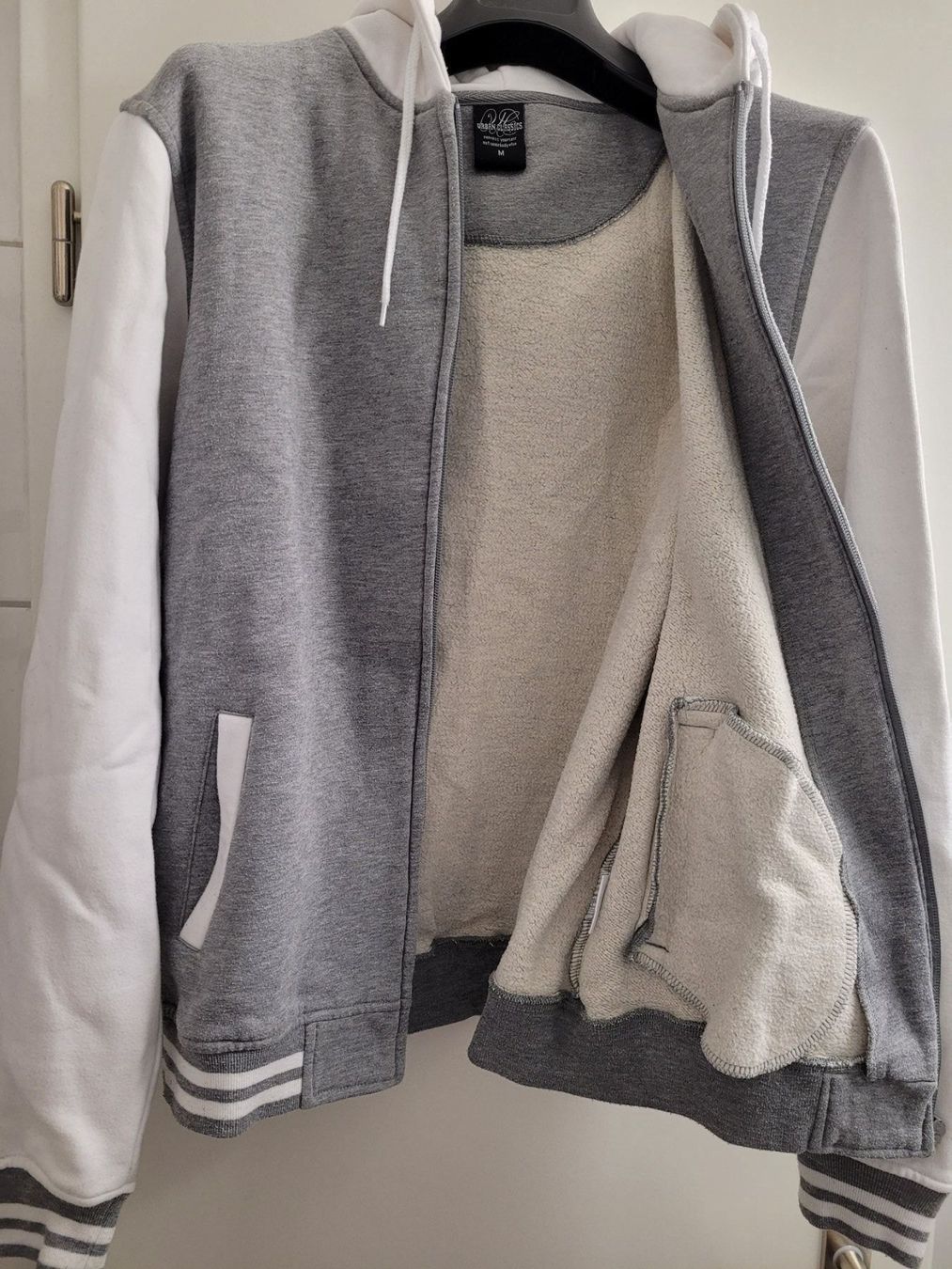 Giacche & Cappotti: Veste Urban Classics – Usato da Biel/Bienne venduto da Leila32 2