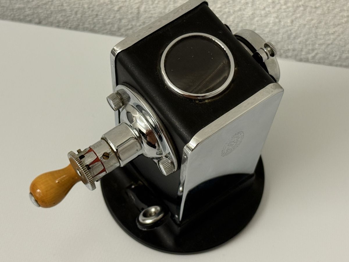 Temperini: Bleistiftspitzer El Casco Eibar Spitzmaschine – Usato da Goldach venduto da Messerguru 3