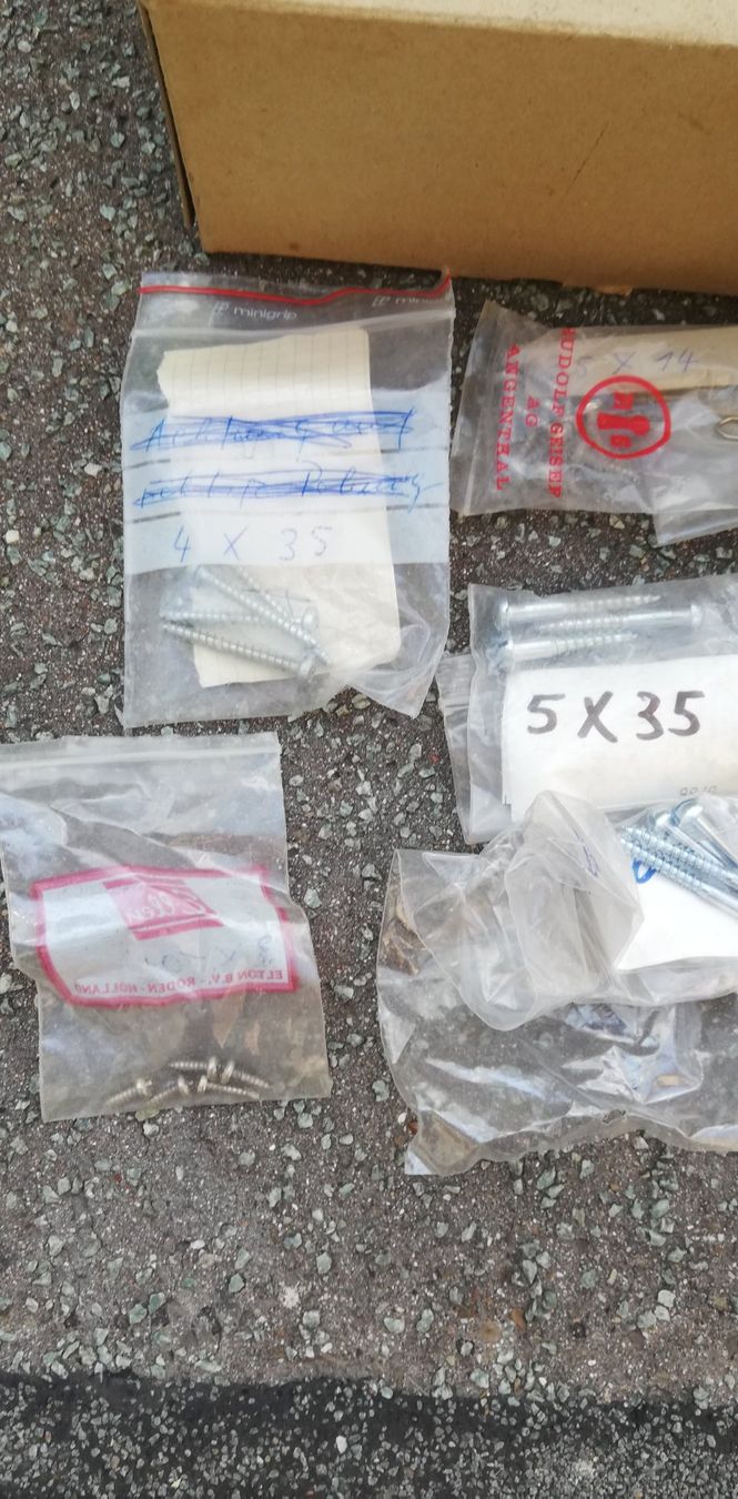 Alle Werkzeuge: Viele Schrauben ab 1Fr. – Neu (gemäss Beschreibung) aus Thun von Matthias72 1