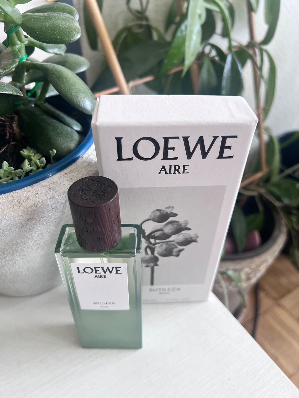 Loewe Profumi & Eau de Toilette: NEU LOEWE AIRE SUTILEZA ELIXIR Eau de Parfum 50ml – Nuovo (secondo la descrizione) da Effretikon venduto da YaMn 3