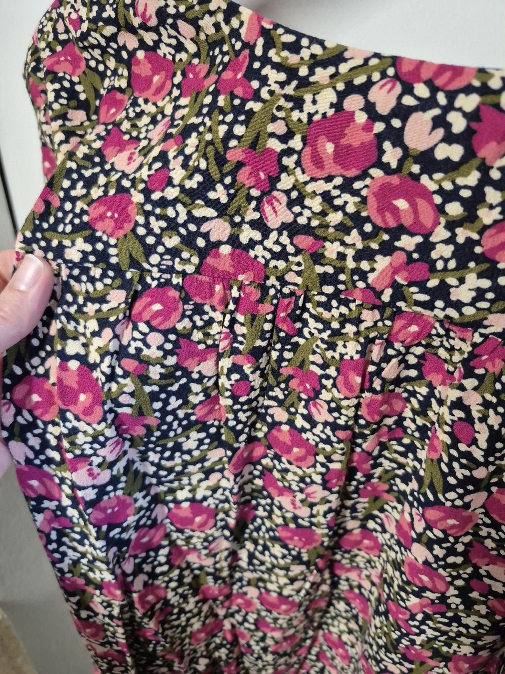 Des Petits Hauts Camicette: Viskose Bluse von Des Petits Hauts, Gr. T4(L)Blumenmuster – Usato da Merligen venduto da muss_haben 7