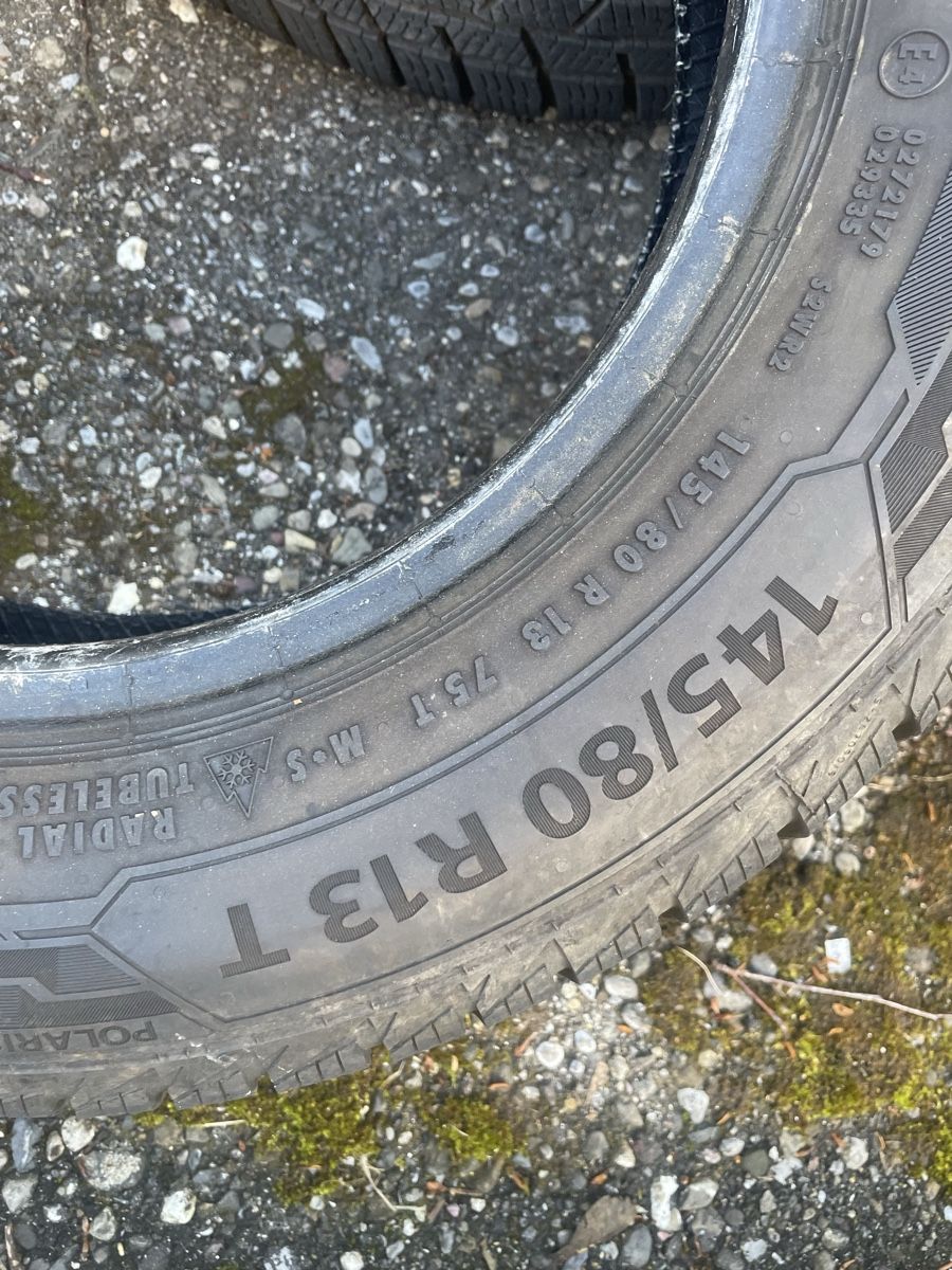Pneus & Kompletträder: 145/80R13 Winterreifen Barum – Gebraucht aus Wettingen von Nici1932 2