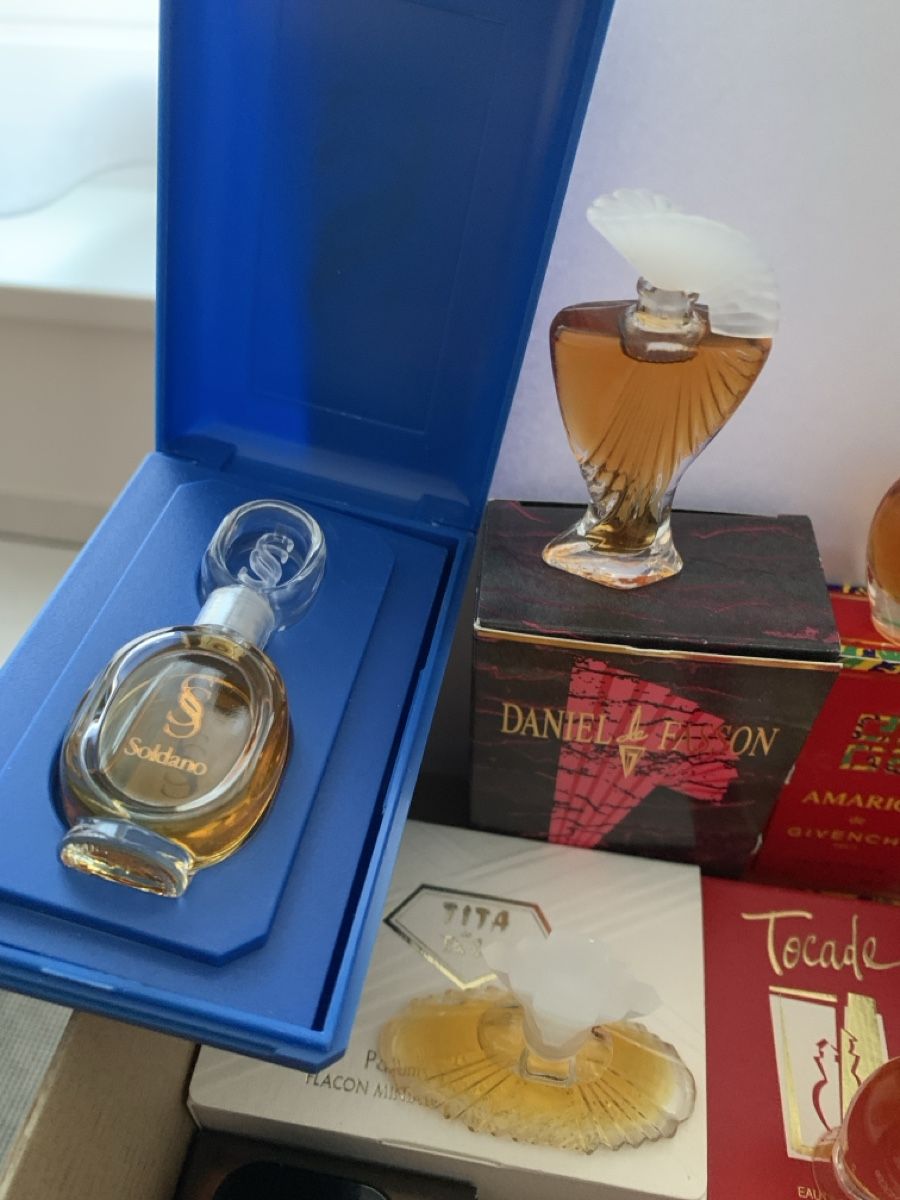 Parfum & Eau de Toilette: 40 Parfum Miniaturen – Gebraucht aus Hochdorf von Blume007 5