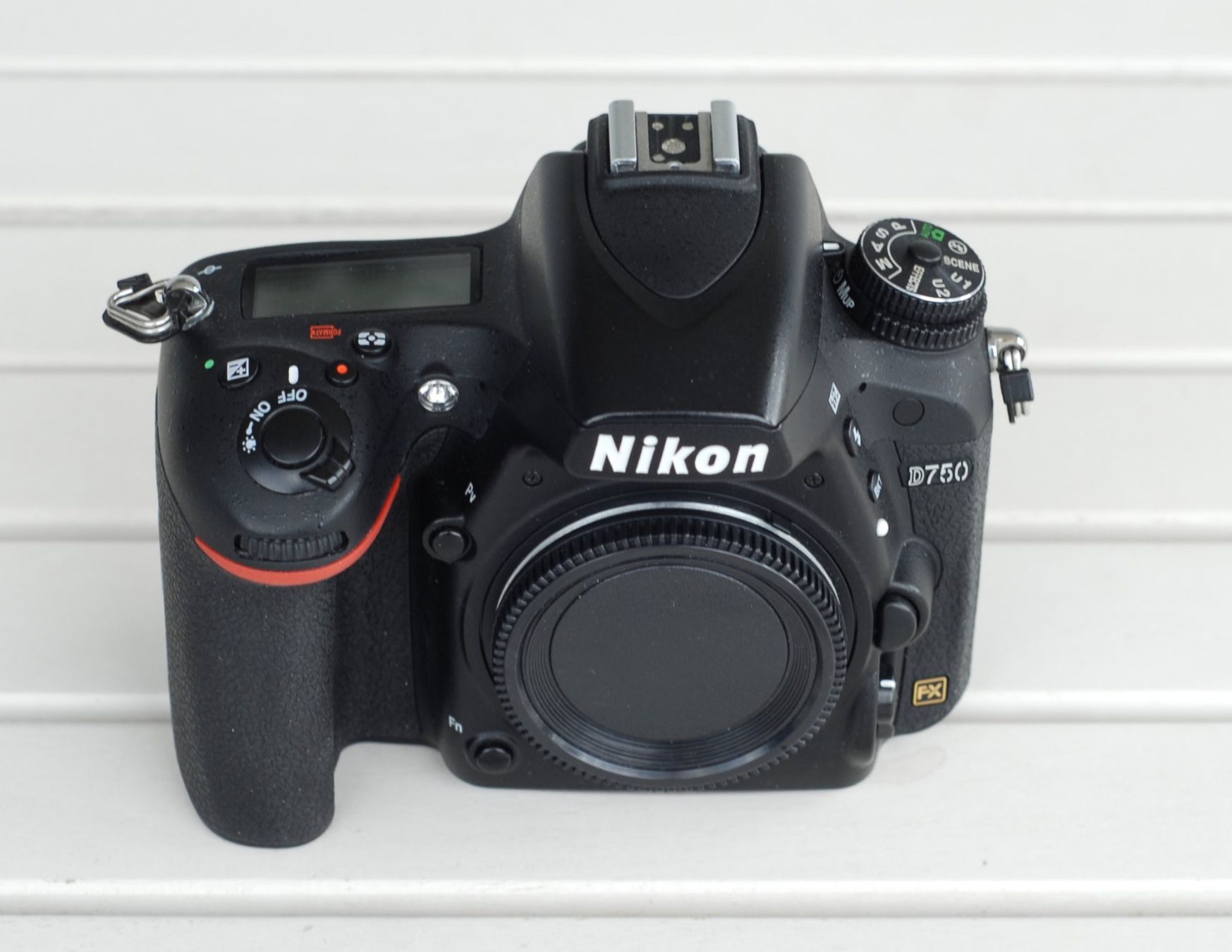 Nikon Kamera: NIKON D750 Fullframe - low shutter count – Gebraucht aus Frenkendorf von Ahertig