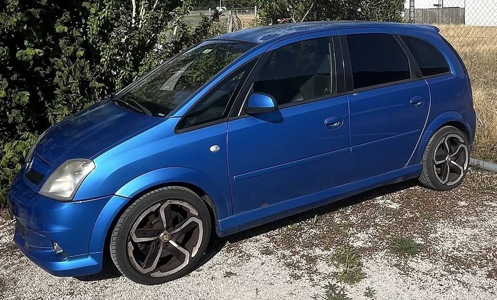 Autos: Opel Meriva OPC – D'occasion à Belp par MosBee 2