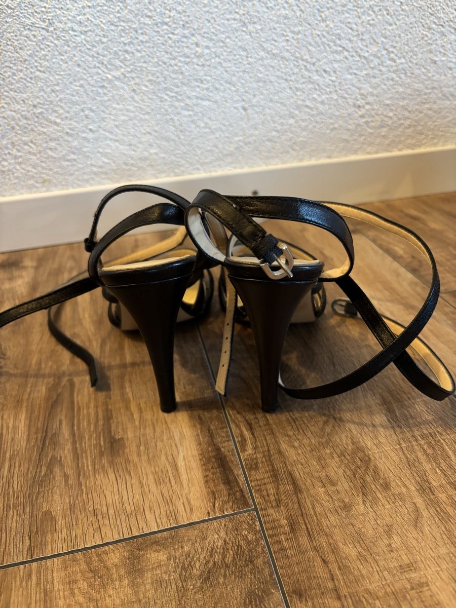 Scarpe da donna: Hohe Schnür-Sandaletten – Usato da Zofingen venduto da jan_v6v8 2