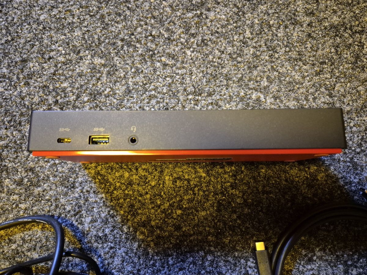 Lenovo Docking station: Lenovo Dockingstation Typ 40AF – Usato da Wettingen venduto da ale1989 3