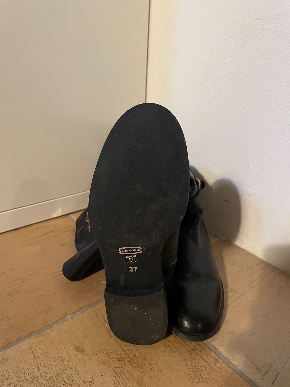 Chaussures femmes: Wunderschöne Lederstiefel Gr.37 – D'occasion à Uetikon am See par Mici_Ki 2