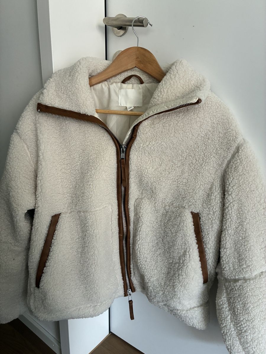 H&M Giacche: H&M Teddy Jacke – Nuovo (secondo la descrizione) da Zürich venduto da fal_m7s8