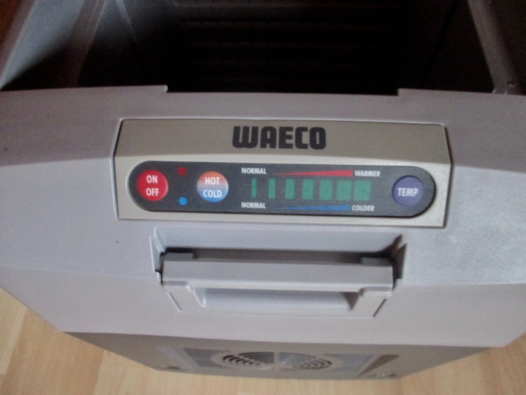 Waeco Frigoriferi & Refrigeratori: Waeco Tropi Cool Kühlbox – Usato da Hefenhausen venduto da Hase9 1
