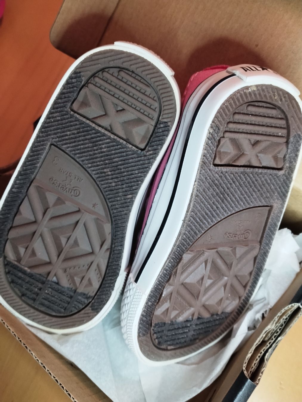 Scarpe per ragazze: Converse babyschuhe Gr.19 – Nuovo e nell'imballaggio originale da Oensingen venduto da jia_gs8g 1