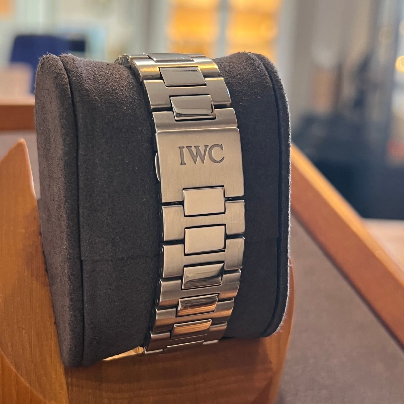 IWC Montres: FLASH SALE IWC GST Chronograph Automatic Full Set IW370708 – D'occasion à Carouge GE par Watchaser 5