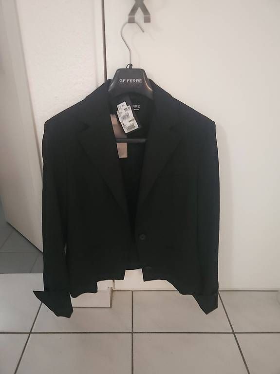 Giacche: Neue Jacke GF. FERRÉ – Usato da Roggliswil venduto da Amita59 1