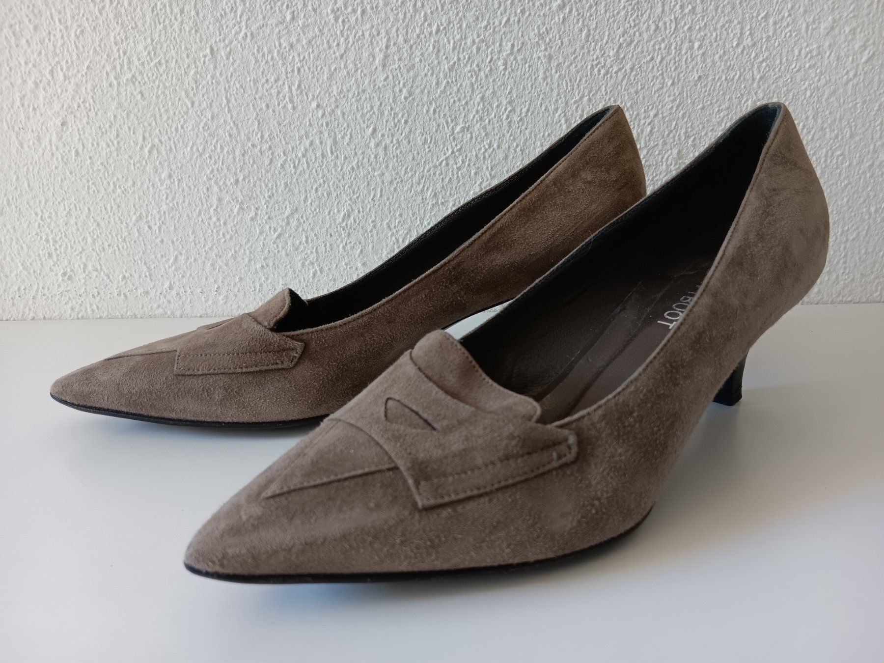 Navyboot Scarpe da donna: NAVYBOOT Chaussures / Schuhe pointure / Nummer 36 – Usato da Cossonay-ville venduto da Super-Price-Quality 2