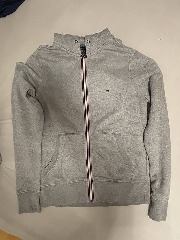 Maglioni & Felpe: giacchettino tommy hilfiger – Usato da Carabbia venduto da fab_6y2g