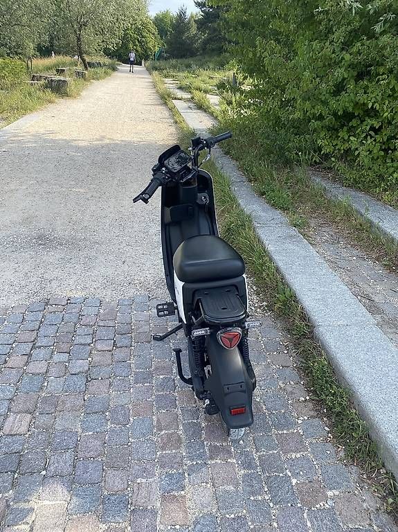 Elektromobile: E-Roller YADEA U8/ top Zustand  – Gebraucht aus Zürich von ER- 2