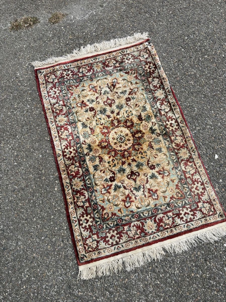 Tapis: Seiden Teppich Iran  – D'occasion à Wängi par Tesimo 2