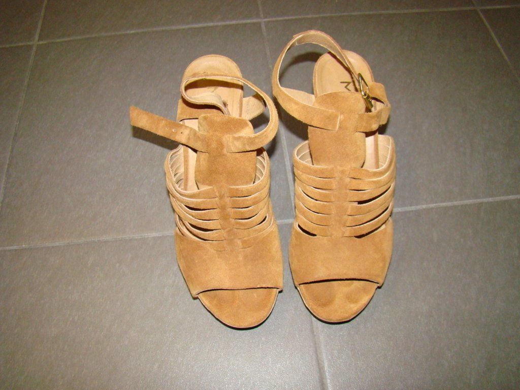 Scarpe da donna: sandalette brune – Nuovo (secondo la descrizione) da Lussery-Villars venduto da pousinete02 3