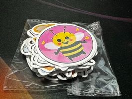 Bienen Stickers I 50 Stk. I Wasserdicht I Bee Stickers