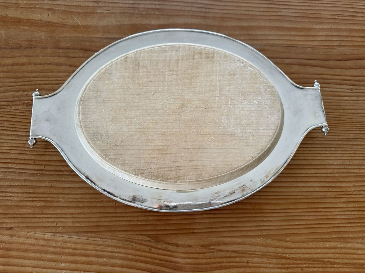 Piatti di portata: Antikes Serviertablett, oval, versilbert, Holz, Vintage – Usato da Lanzenhäusern venduto da Galaa