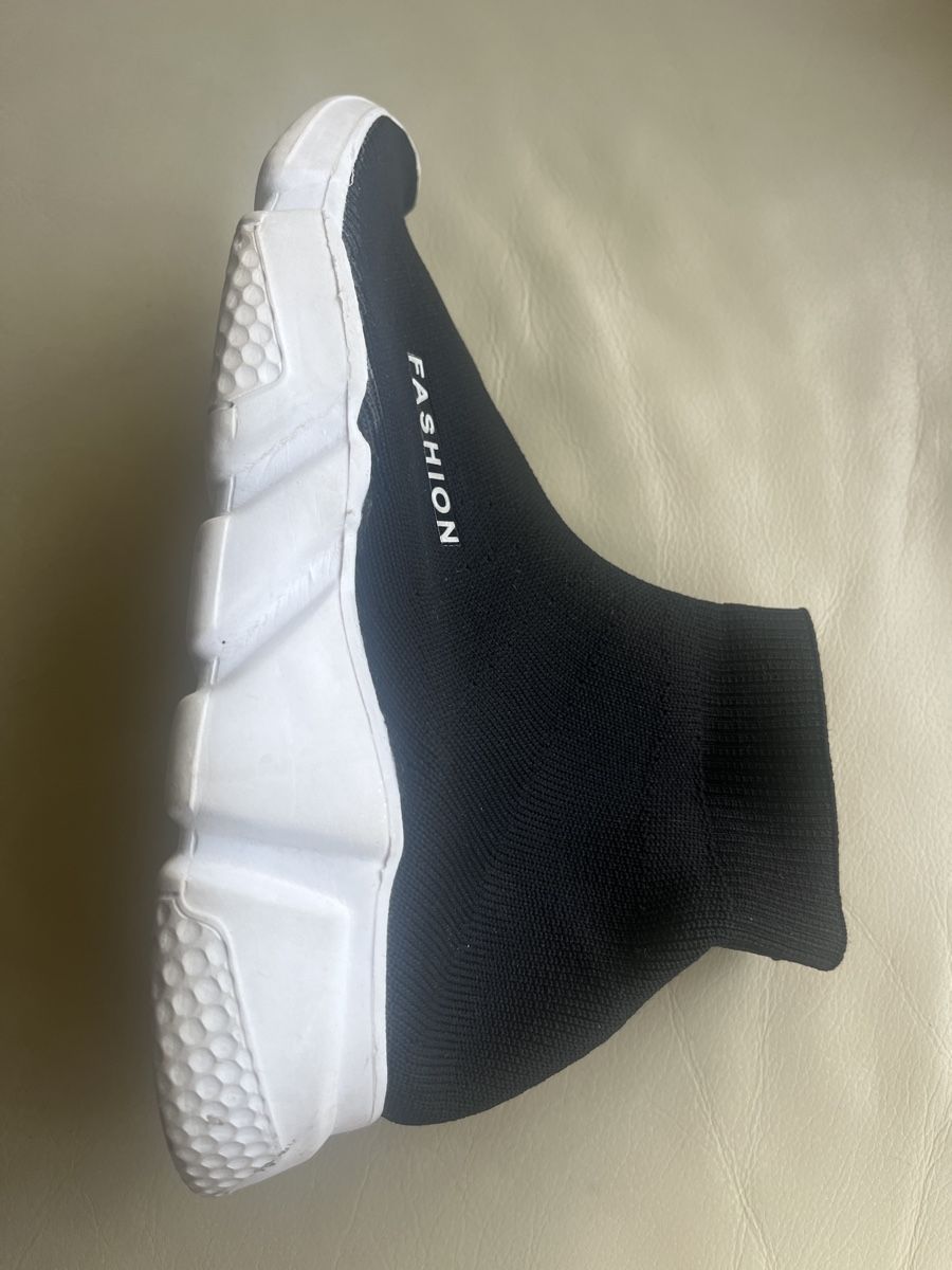 Scarpe da donna: Sneakers Schuhe 37 – Usato da Effretikon venduto da erbaeff 2