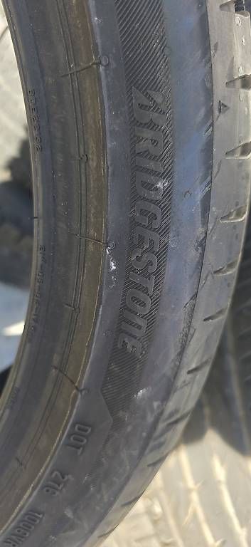 Altro in Scrittura & Disegno: 255.40.21 gomme estive – Usato da rivera venduto da majonki