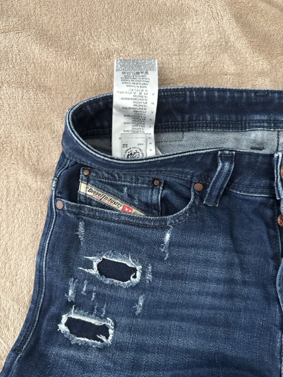 Diesel Jeans: Blue Jeans Originale Diesel Grösse 32/31 – Usato da Neftenbach venduto da Blade230S 2