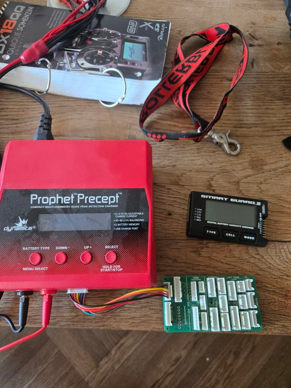 Accus, Chargeurs & Blocs d'alimentation: Dynamite Prophet Precept Ladegerät – D'occasion à Ottenbach par Derwisch1