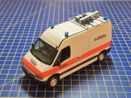 Renault Master Kantonspolizei Tessin 1:43