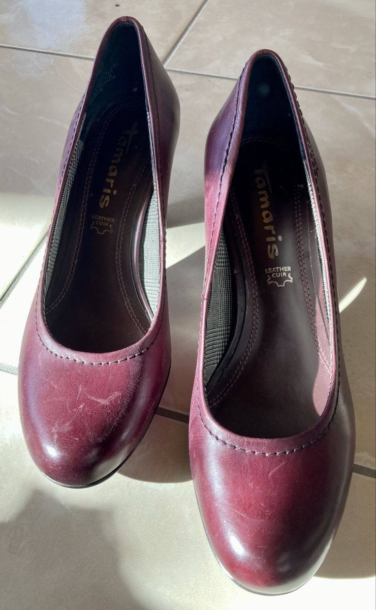 Tamaris Damenschuhe: Tamaris Echtleder Pumps, Gr. 37, Weinrot – Gebraucht aus Vinelz von Viewfinder84 8