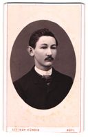 Fotografie Laetsch Kündig, Rüti, Junge