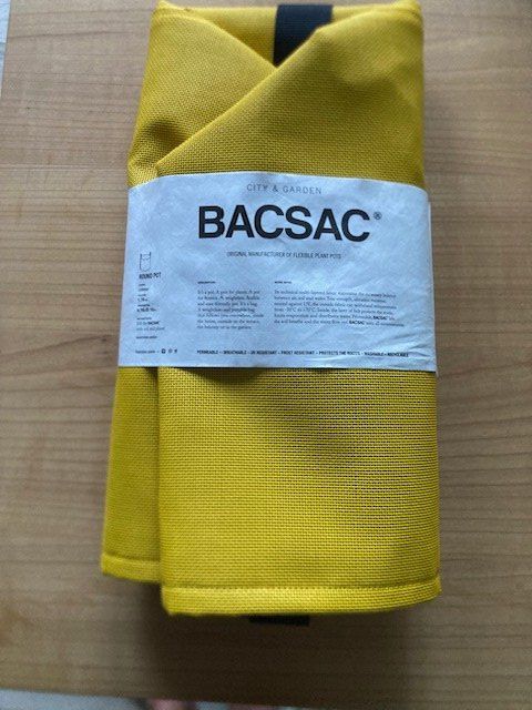 Blumentöpfe: Blumentopf BACSAK – Neu und originalverpackt aus Zuerich von Carmenpunkt2