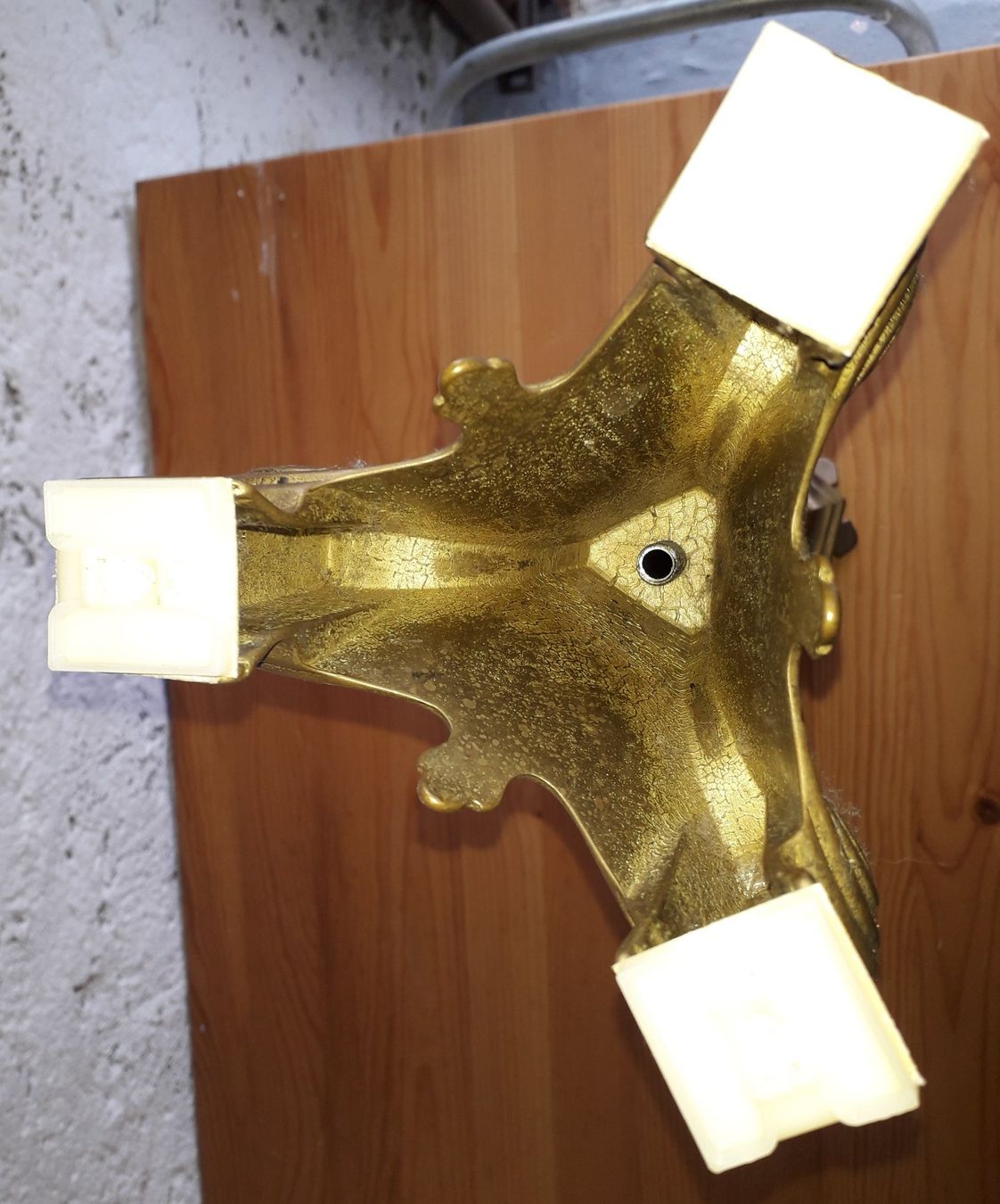 Portacandele: Antiker Kerzenständer  aus Messing - Altar Leuchter – Usato da Aeschi b. Spiez venduto da BAO 8