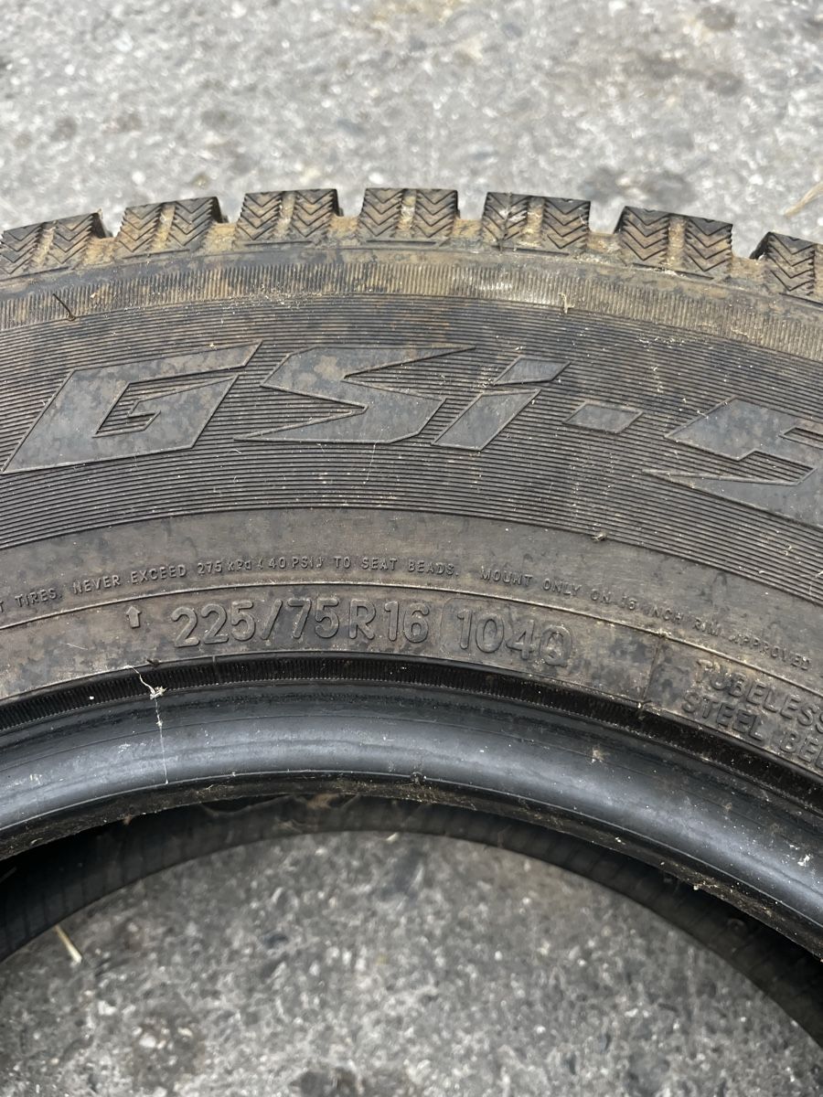 Pneus & Kompletträder: Pneu 225/75R16 – Gebraucht aus Wengi b. Frutigen von nik_26gk 2