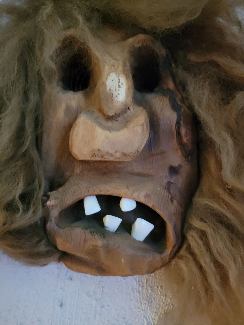 Masques: Lõtschentalermaske – D'occasion à Sils im Domleschg par platin01 2