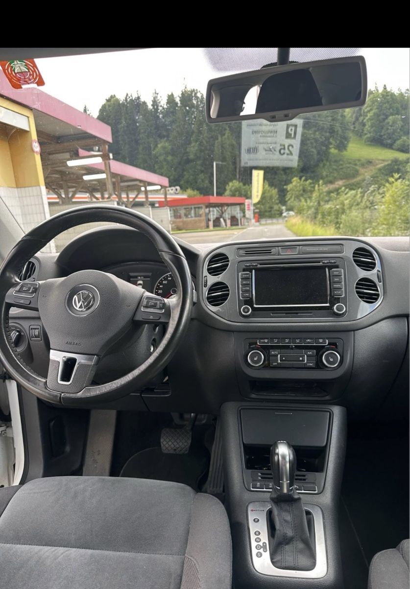 VW Autos: VW TIGUAN 2.0 DIESEL – D'occasion à Einsiedeln par King_10 4