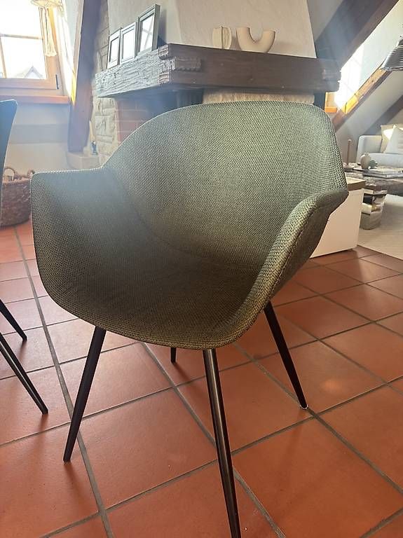 Stühle: Stuhl – Gebraucht aus Maur von Lirodrigues 1