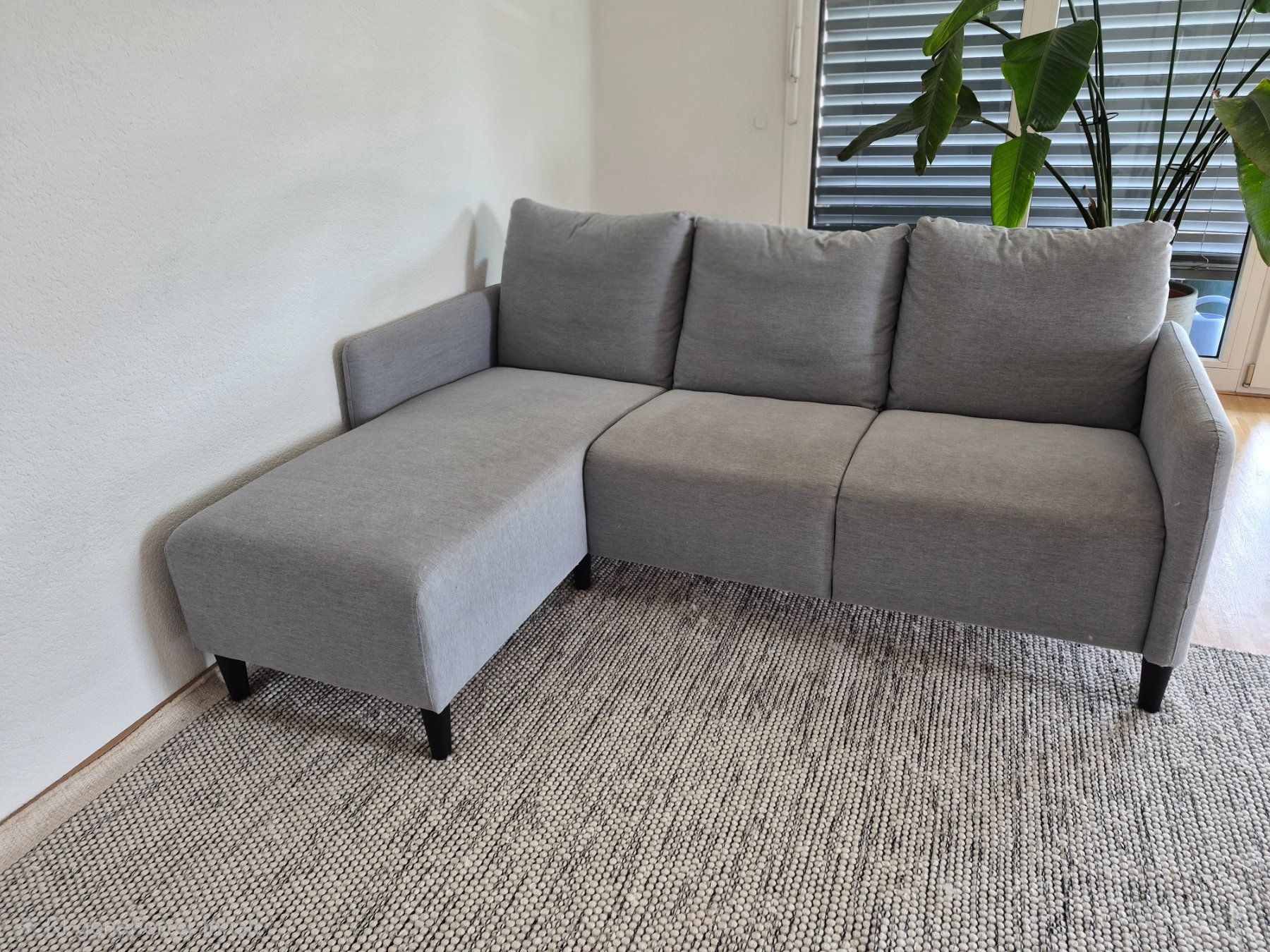 Ikea Divani: IKEA 3er Sofa Angersby mit Récamiere, hellgra – Usato da Therwil venduto da dav_d5zk