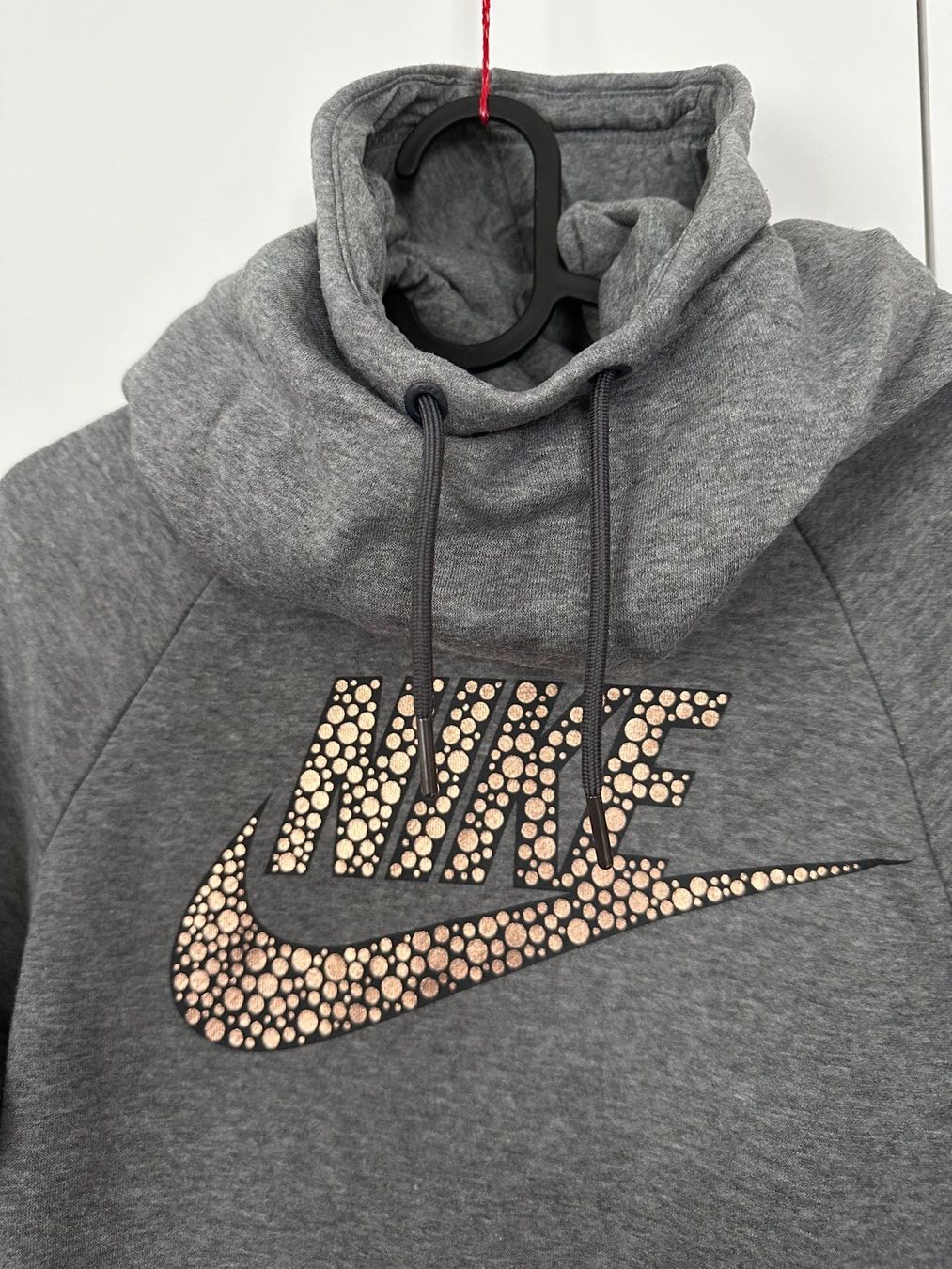 Nike Pullover & Sweatshirts: Mädchen Hoodie von Nike Gr. S – Gebraucht aus Wagenhausen von vintagesecondhand 1