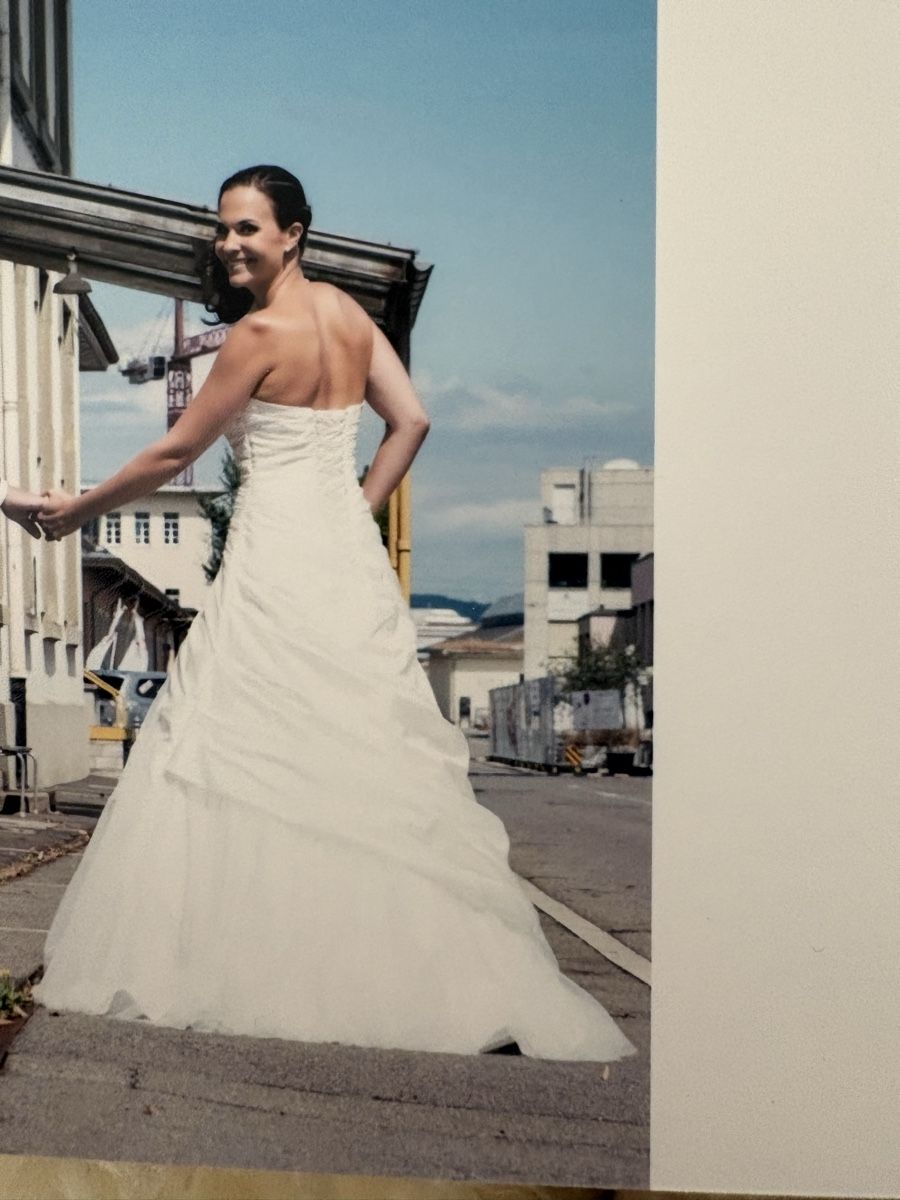 Vestiti: Hochzeitskleid Ladybird Gr.38 – Usato da Uttigen venduto da 88Griffbar88 4
